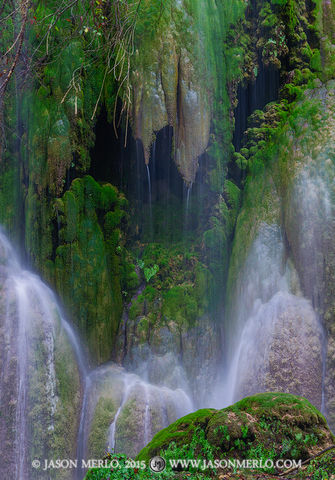 2015102504, Travertine formations under Gorman Falls